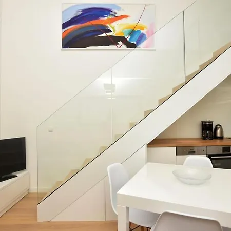 Apartment By The Sea - 19145