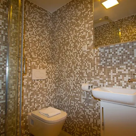 By The Sea - 19145 Apartman