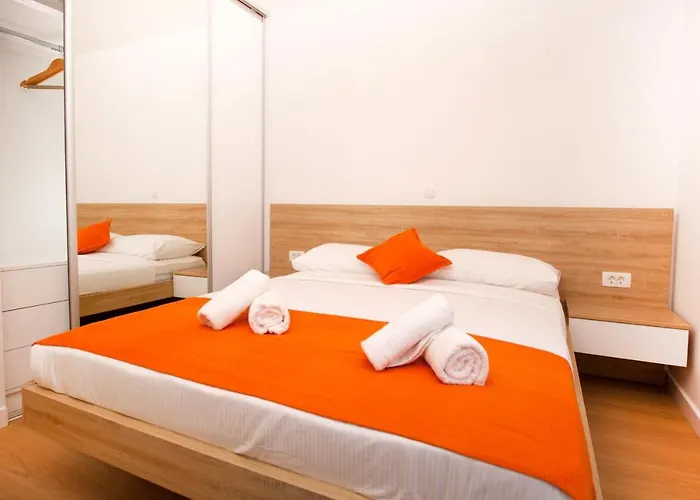 Lägenhet By The Sea - 19145 *